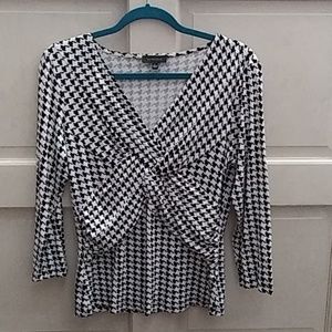 Spense Black & White Top